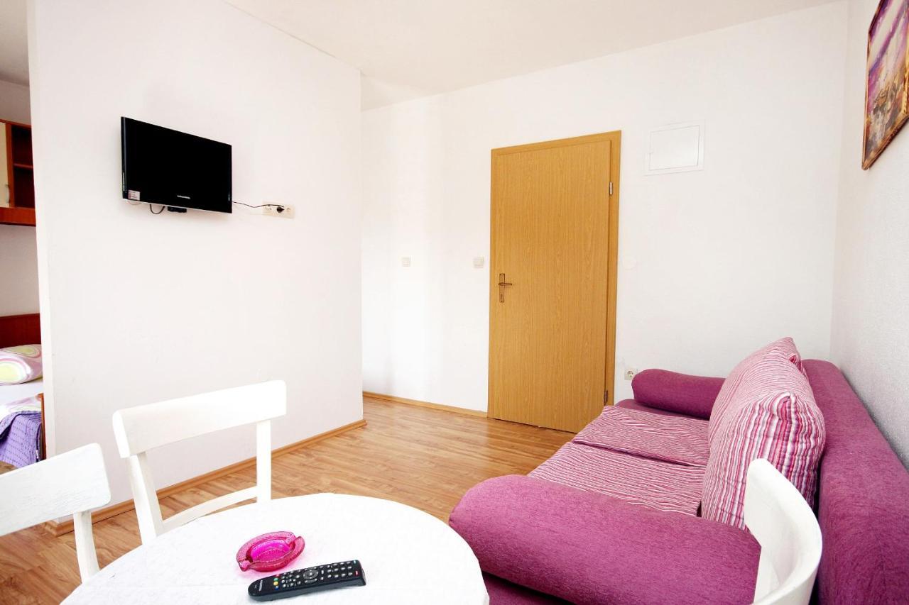 Apartments By The Sea Drvenik Donja Vala, Makarska - 6701 Eksteriør billede