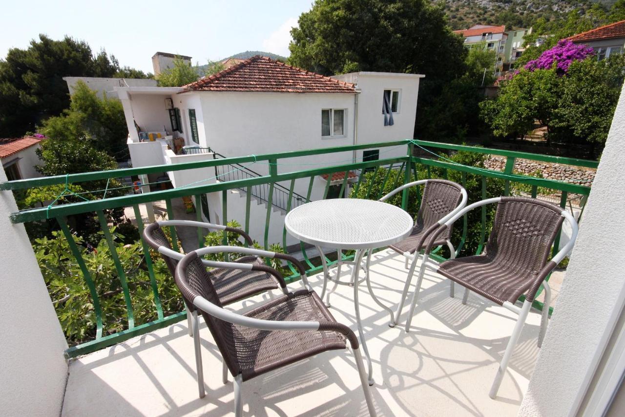 Apartments By The Sea Drvenik Donja Vala, Makarska - 6701 Eksteriør billede