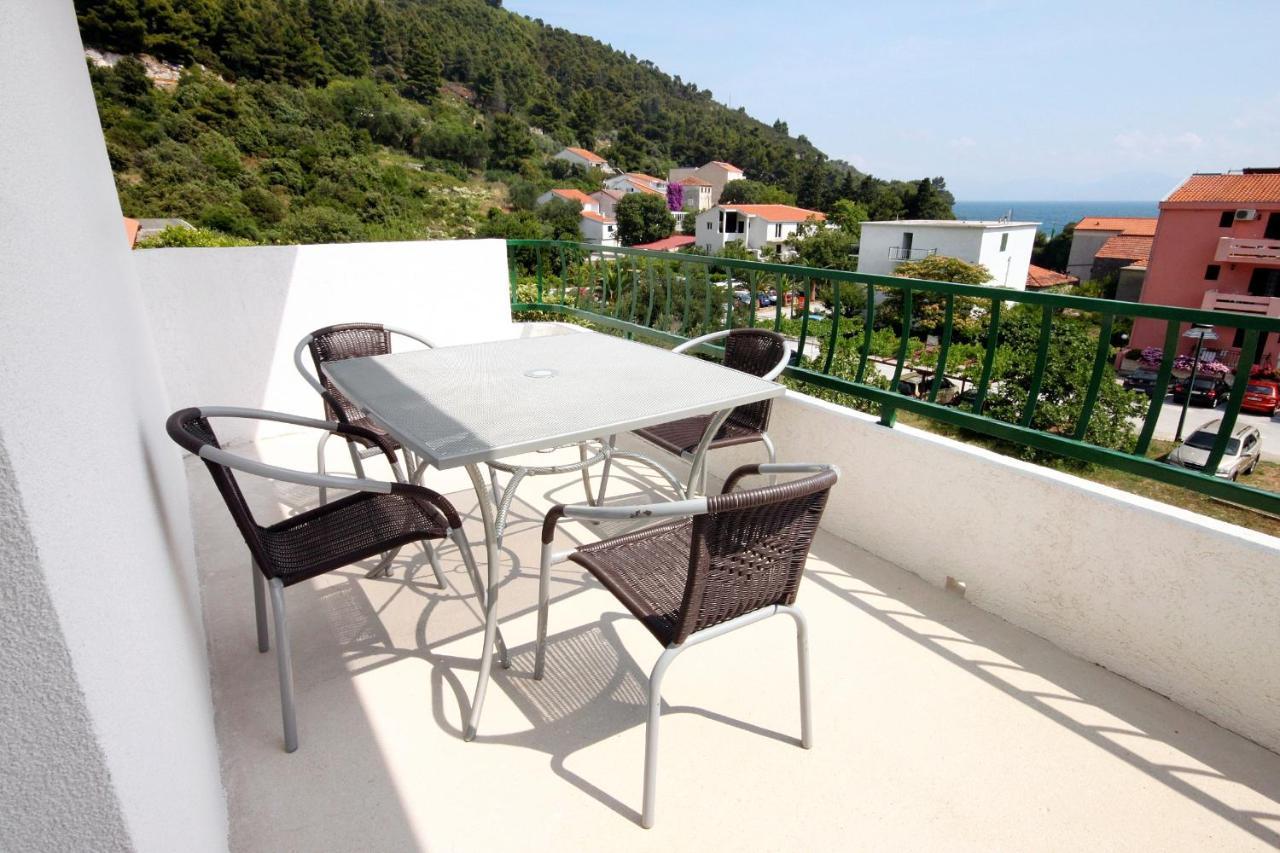 Apartments By The Sea Drvenik Donja Vala, Makarska - 6701 Eksteriør billede