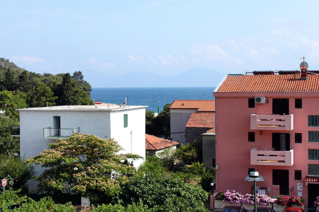 Apartments By The Sea Drvenik Donja Vala, Makarska - 6701 Eksteriør billede