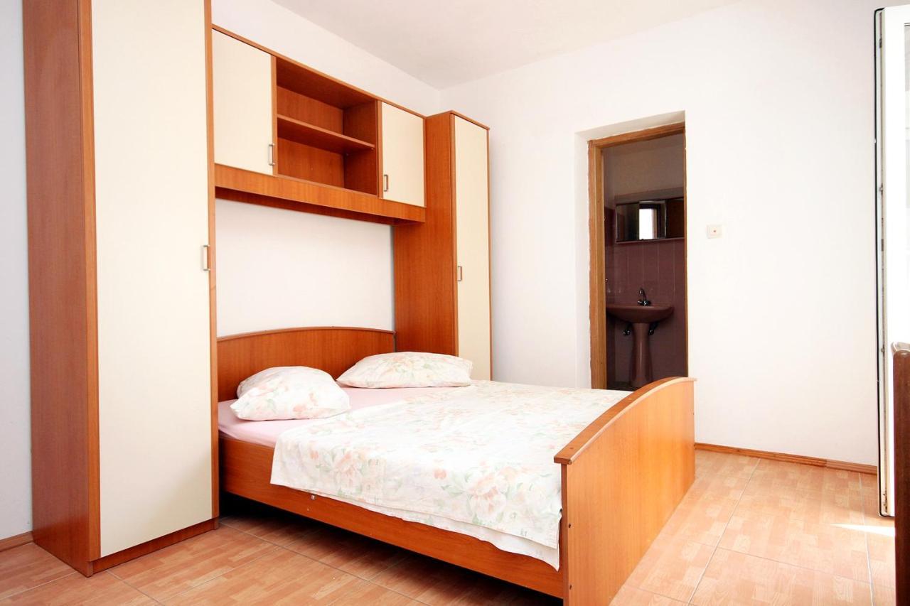 Apartments By The Sea Drvenik Donja Vala, Makarska - 6701 Eksteriør billede