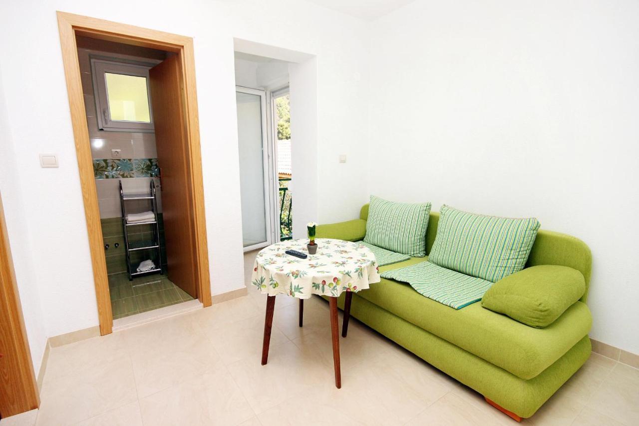 Apartments By The Sea Drvenik Donja Vala, Makarska - 6701 Eksteriør billede